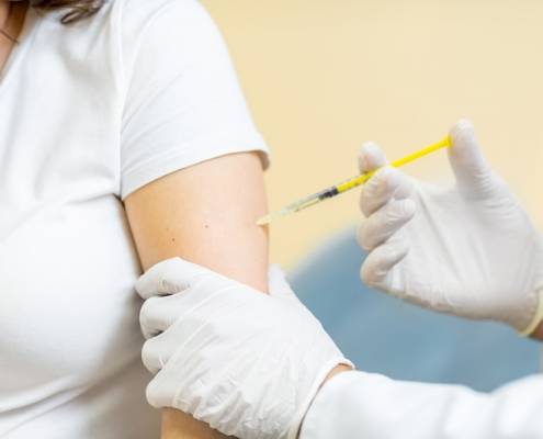 Vaccini badanti covid Lecco